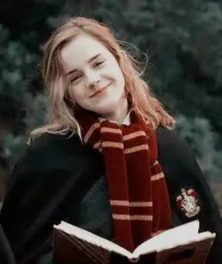 Hermione Granger / ~Hogwarts Whatsapp Grubuu~ / 1. Bölüm