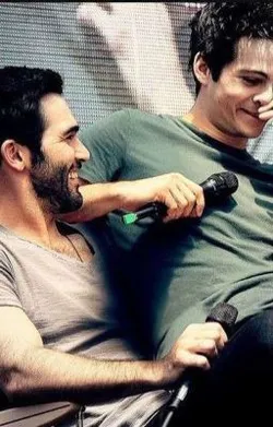 İceqwa / Piç Üst Komşu | Sterek / 4🌀