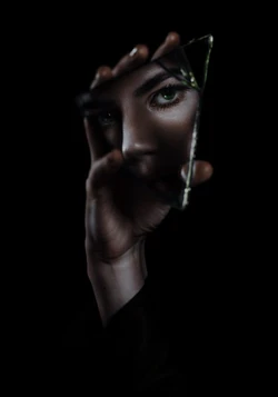 Melis karaman / Ğölğe'Lerin Arasında / 1.Bölüm