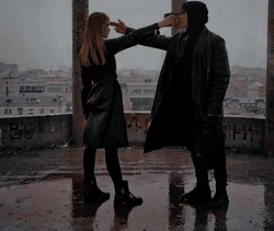 Zeynep Eroğlu / Tesadüf aşk / Gitme