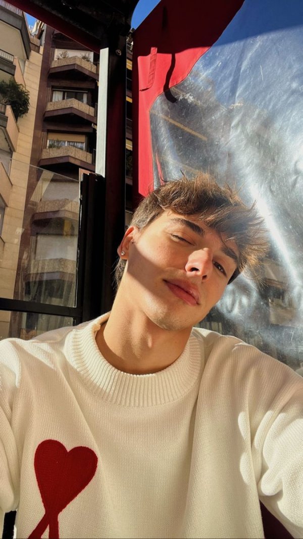 Dolunay / AYNI GEZEGEN FARKLI DÜNYALAR / 7-Genç Yetenek