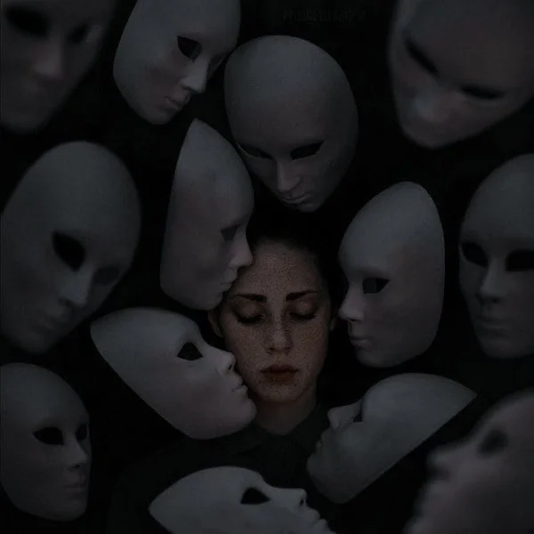 Hande Simay / KANDELEN / İHANETTEN GERİYE KALAN