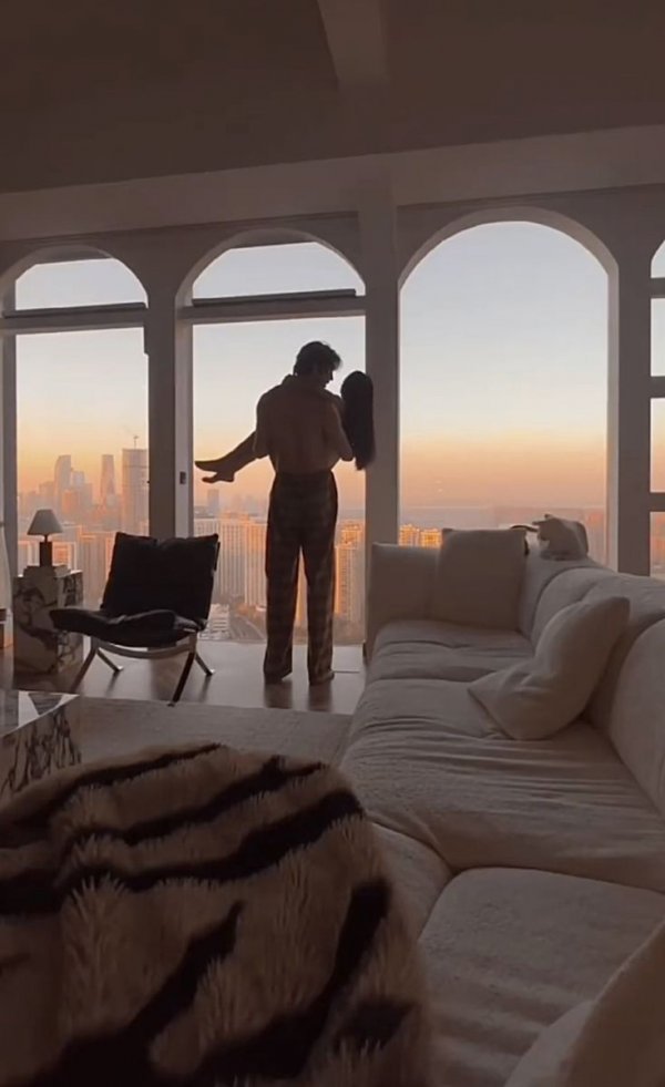 Maviii / Kırık Zincirler / 4. Bölüm