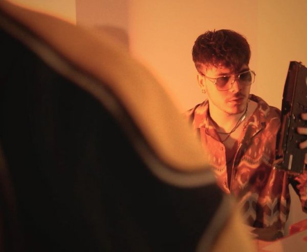 Sude / Asi Kadın / 6- Geçmiş ve Yara İzleri