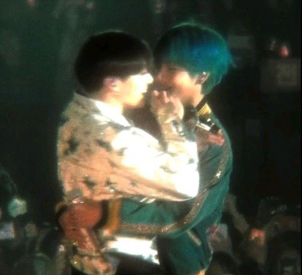 Ece / TAEKOOK / AŞIK MI OLUYORUM YOKSA?!