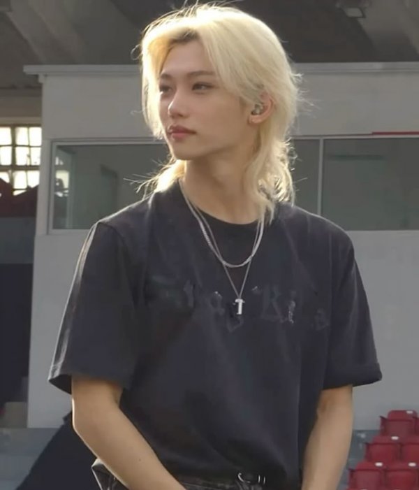 Tuğçe Tihomira Şeker / Another Life-Hyunlix / Canımı Yaktın