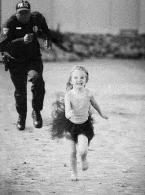 Deniz / TALEBE  AŞKI ZOR / TANITIM