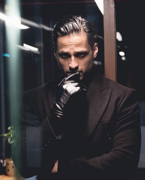 Deniz / TALEBE AŞKI ZOR / 2. BÖLÜM: ARSIZ KIZ