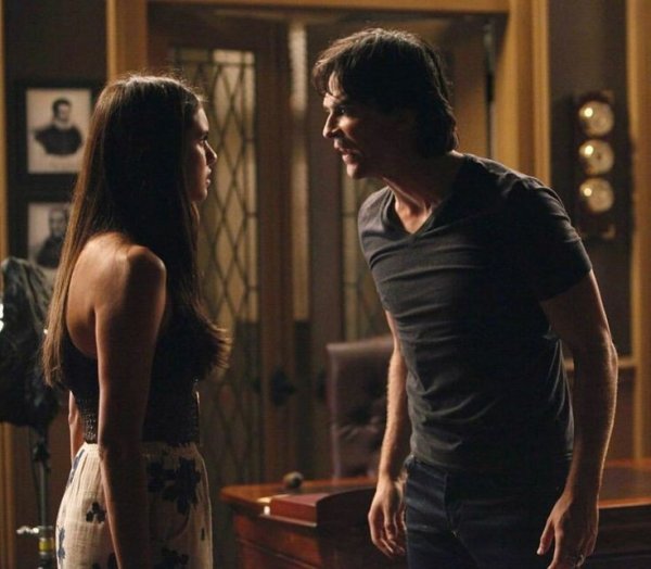 Deniz / KARIŞIK NUMARALAR/YARI TEXTING / 22. BÖLÜM: İfade