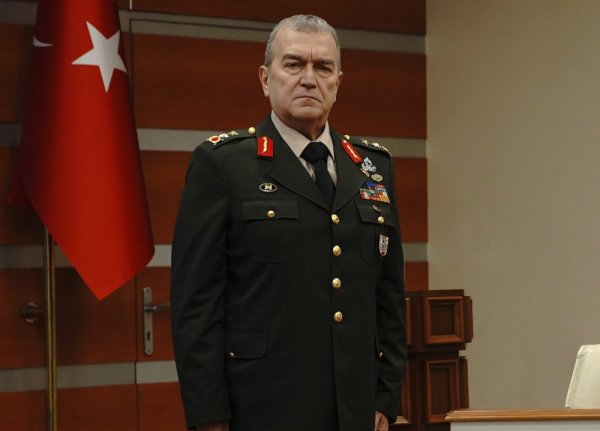 Arzu Güleç / Bordo Tabutçu / 42. Bölüm