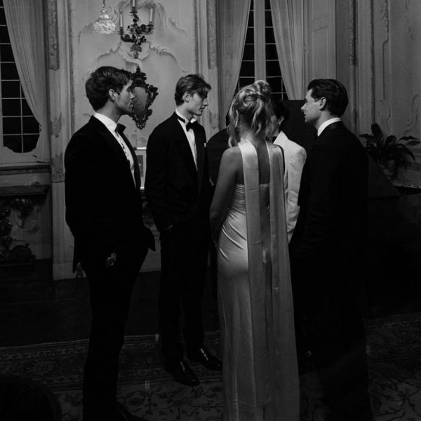 Jasmin Memmedli / Mafyanın küçük siçanı / Sono geloso di te