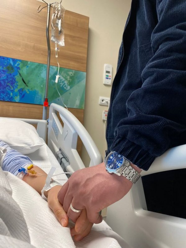 Süheyla Çeviker / Gerçek ailem ( Naz) / Hastane