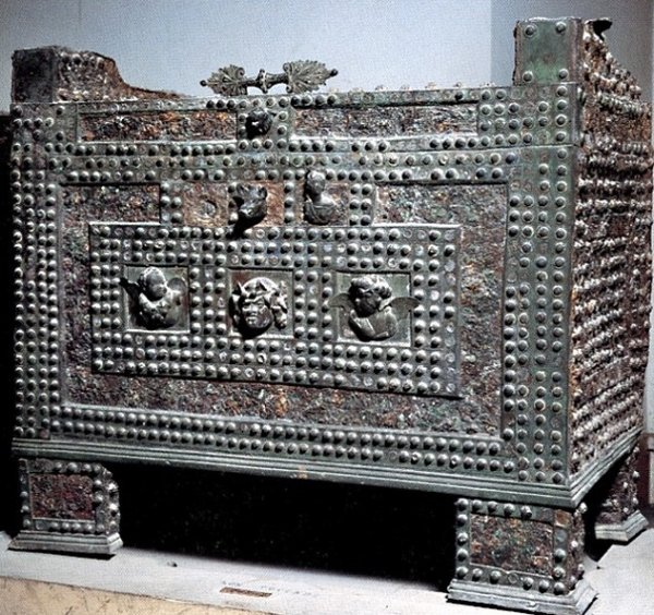 Yılmaz Örmeci / Her Limanda Bir Sevgili / 21. Bölüm: Gizemli Kasa