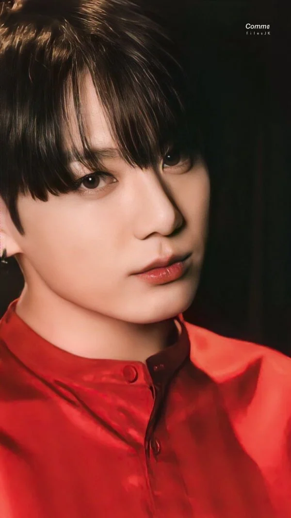Sakisa / BENİM ARMY YOLCULUĞUM💜 / BTS JUNGKOOK 💜 Vokalist - Dansçı - Rapçi - Söz Yazarı