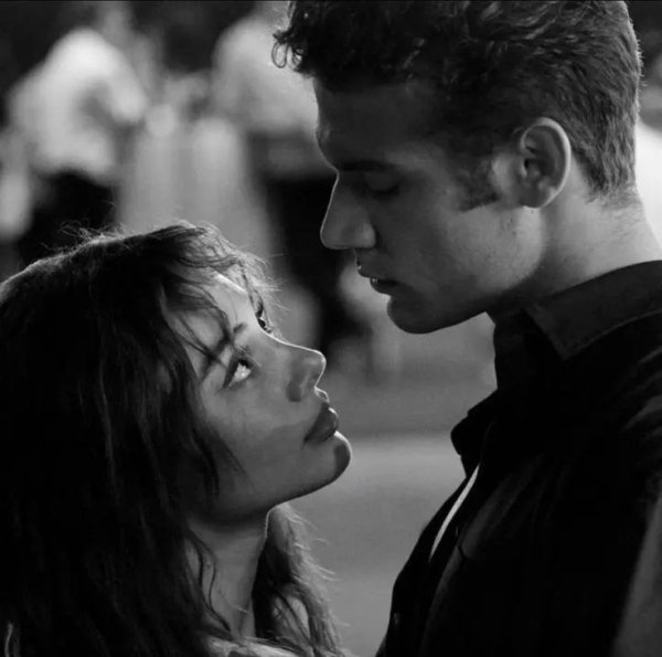 Eylül / Ay Benim Gece Senin / Yakınlık