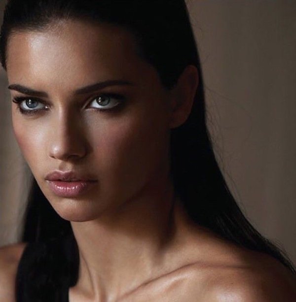 Hatice Barış / KADER ÇİZGİSİ / Sızı