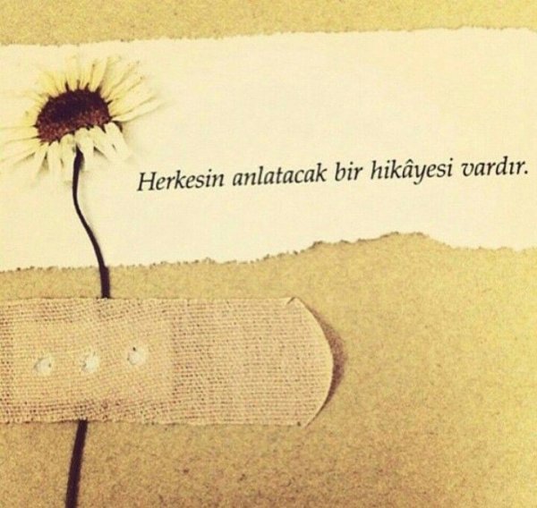 selin özgen / KIYAMADIKLARIMIZ / •••Herkesin bir hikayesi vardır