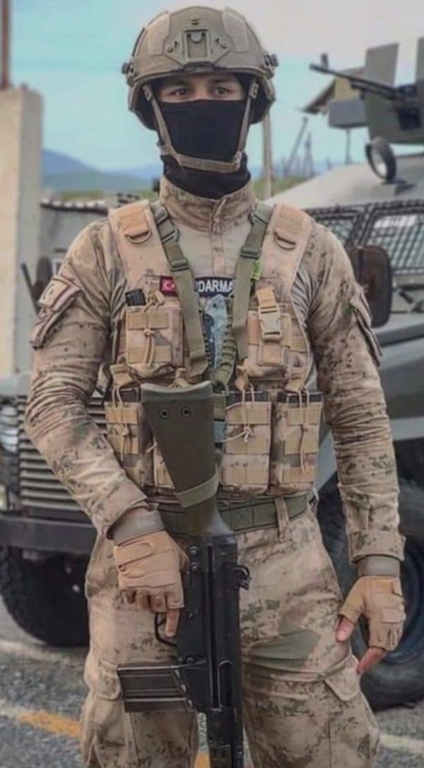 Birazcıkyazar / Komutan / Pusu!