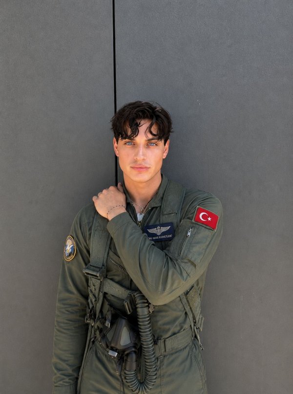 Gazel Melek / LÂL MAZİ (Havacılık Kurgusu) / 7. Bölüm Yine mi?