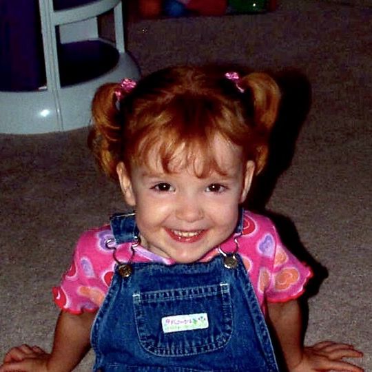 Büşra Soyalp / KIZIL SAÇLI KARA KEDİ / FİNAL