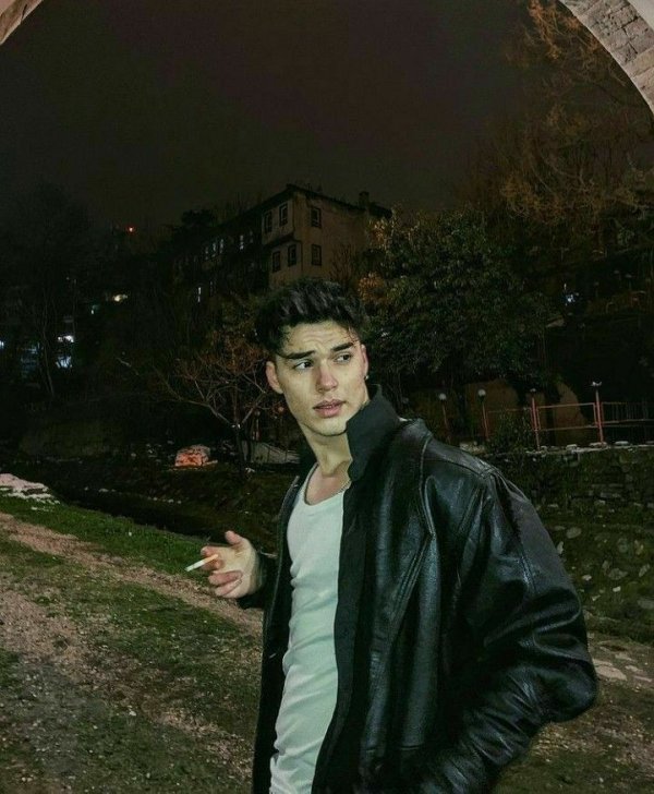 ırmak çelikbilek / 1 NUMARA / ÇOK YAKIŞIKLI