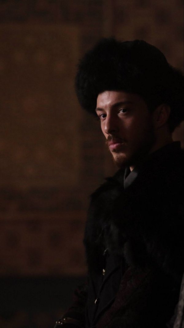 Göksu Özbay / FATİH'İN MÜNECCİMİ / DOST GÖRÜNEN DÜŞMAN (21. Bölüm)