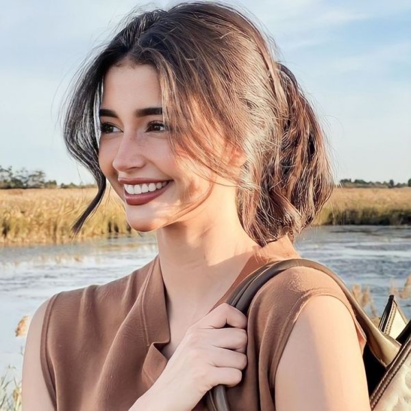 Bilmemkine🌷📖 / BÜYÜMEDEN ÖNCE KÜÇÜKTÜM / 4. Bölüm
Anne nerdesin