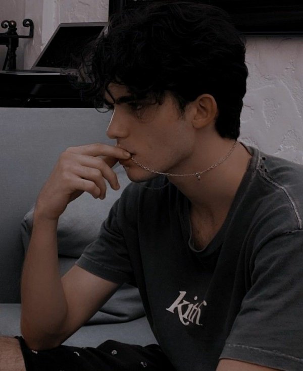 Melike atmaca / Özledim (yarı texting) / Tanıtım