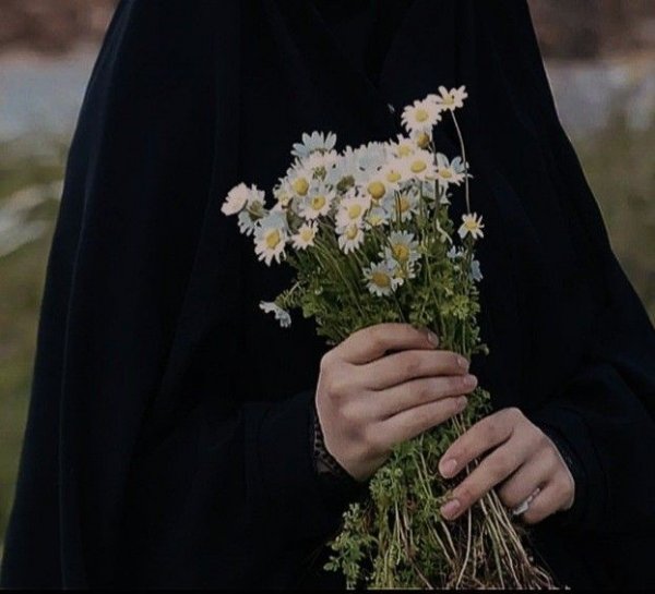 Mihrimah Altun / Bir Demet Papatya / .•♫•♬• Giriş •♬•♫•.