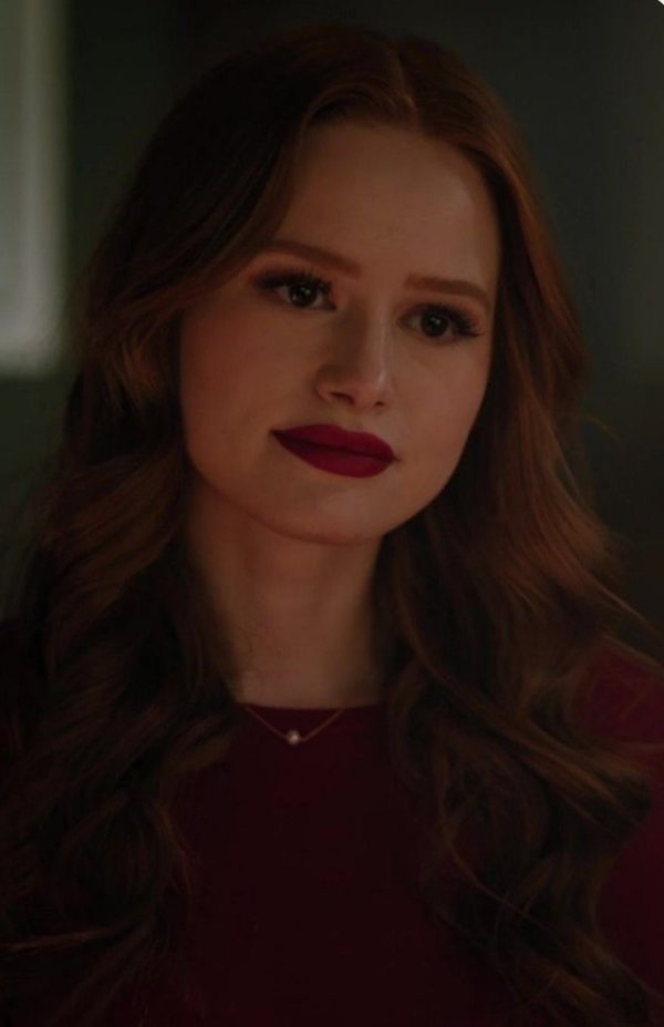 Gül / Ölü Umutlar: Ayana / 21: Yaş Alan Ölü Umutlar