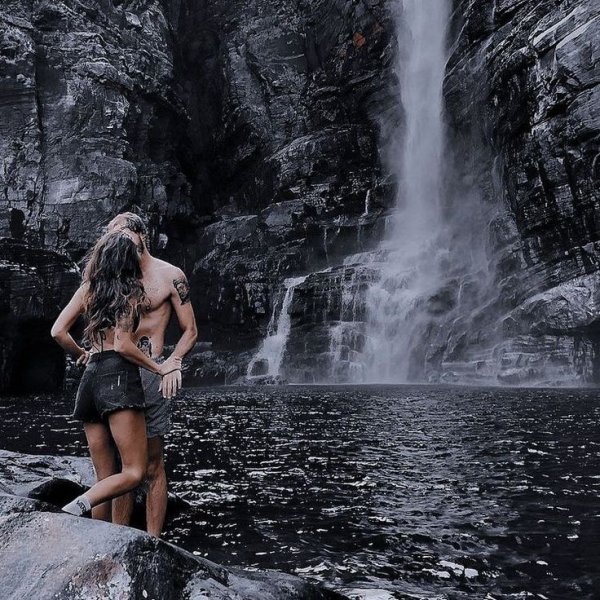 Simay / BİTİMSİZ VUSLATIM / 18. Bölüm ŞEHVETİN KISKACI