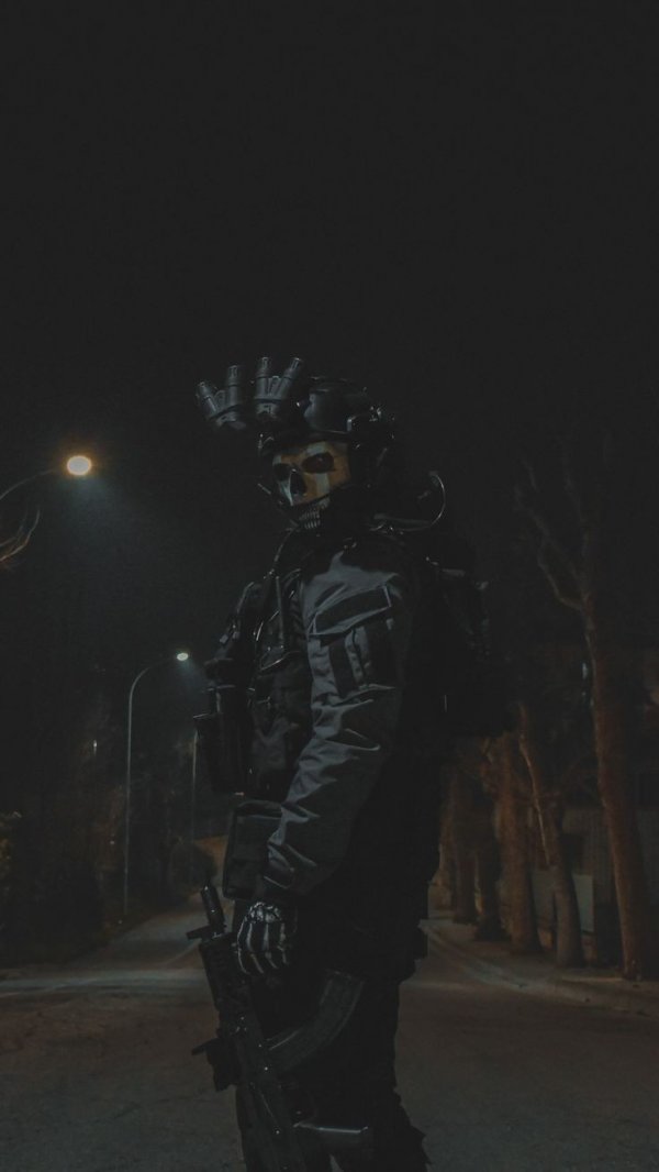 Yıldız Tozu / AHVES / 6.BÖLÜM: 'GEÇMİŞE KARIŞMAK'