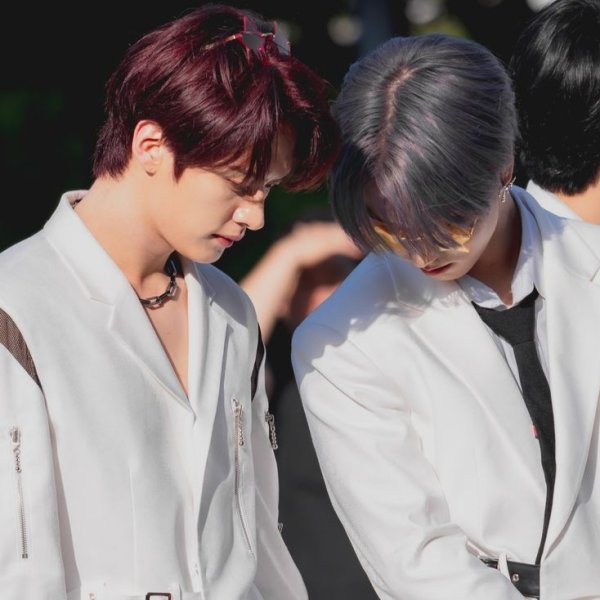 Hiraৎ / Biz (Us) / 12: İstemek