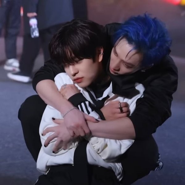 Hiraৎ / Biz (Us) / 23: Kaçırma