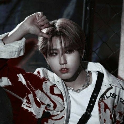 Hiraৎ / Biz (Us) / 29: Bıçak