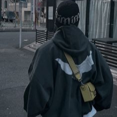 Hiraৎ / Biz (Us) / 31: Kaçış