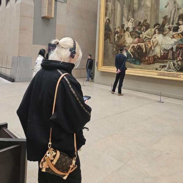 Hiraৎ / Biz (Us) / 47: Raslantı