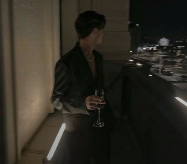 Medinekara / Lise Pişmanlığı / Parktaki Bank