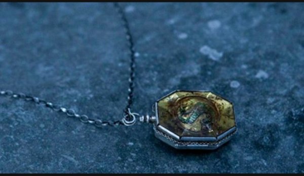 Hermione Granger / Harry Potter ~Başka Bir Evrende~ / 4. Bölüm: Slytherin'in Madalyonu