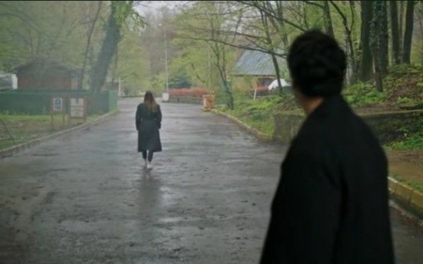Zeynep Eroğlu / Tesadüf aşk / İki yabancı