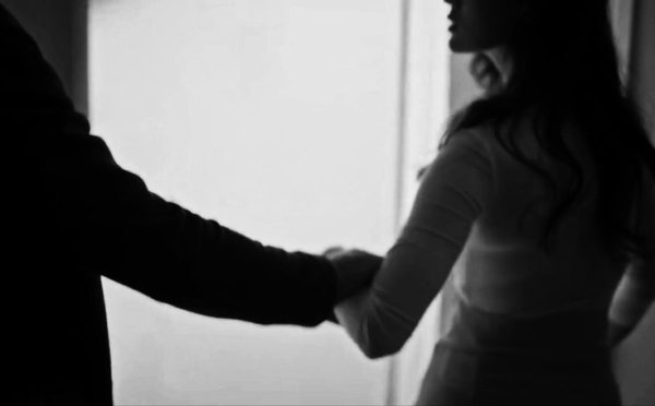 Şeymanur / Zecir / 6 - Gözlerimdeki Işık Söndü