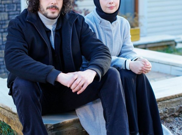 Şeymanur / Uçurumlar İçinde / Gelse