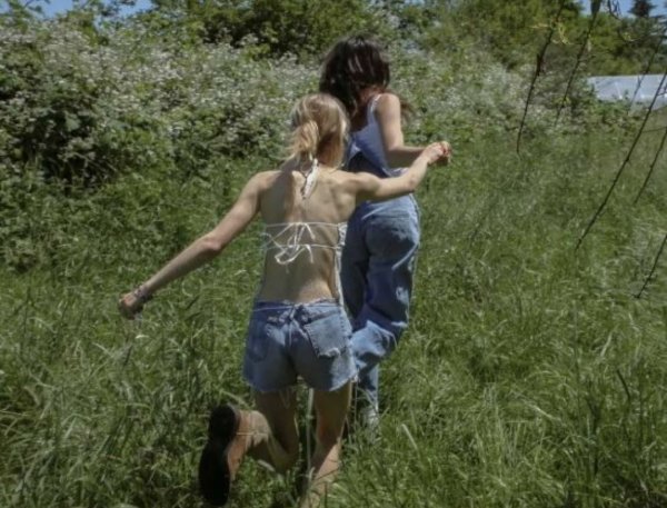 selenay demir / Eskiden Yaz / Furkanlar değişmez