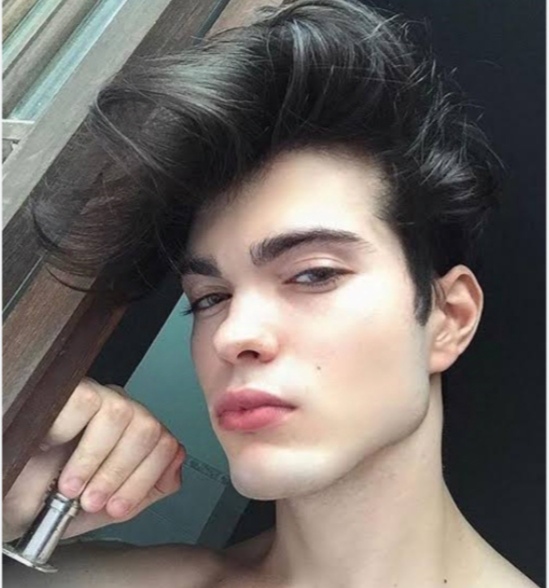 Melis / Kralın sağ kolu / Drew