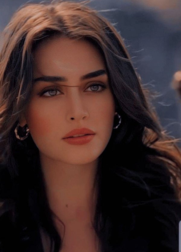 Mizginsain98 / Hilal (Güçlü Kadınlar Serisi) / -17-