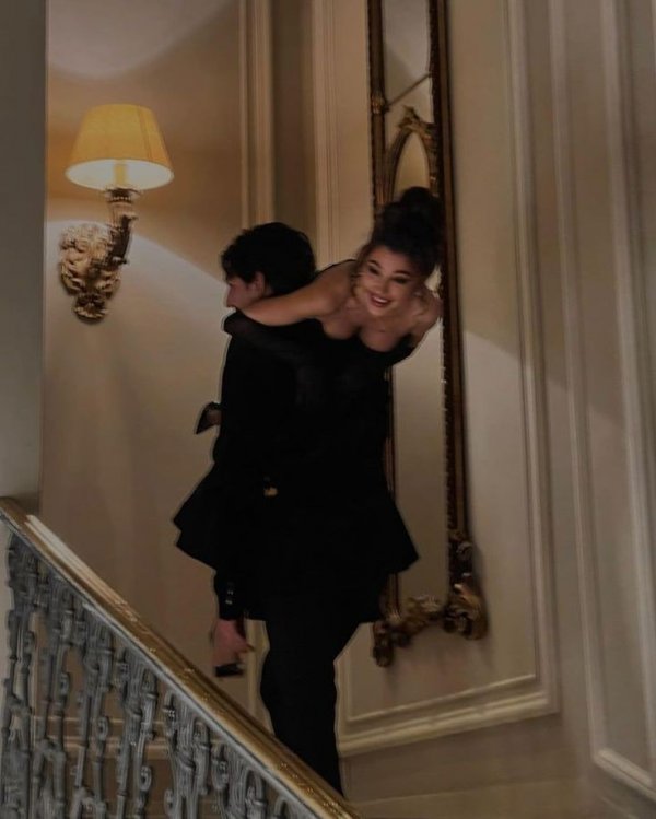 Hatice Ebrar / Bir Çift Göz / 22: Masaj