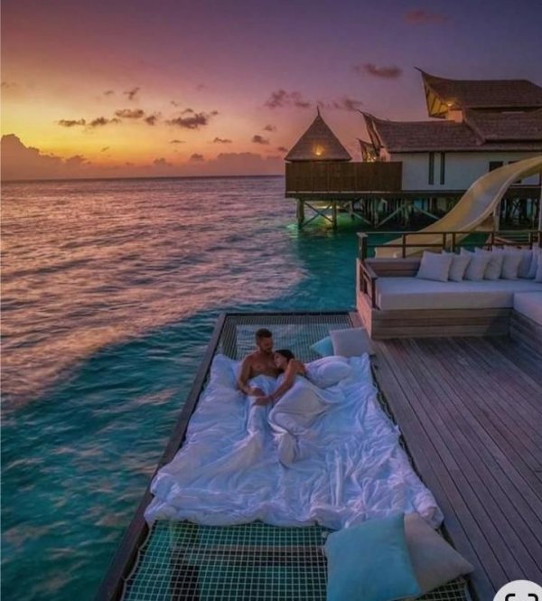 Hatice Ebrar / Bir Çift Göz / 33: Maldivler