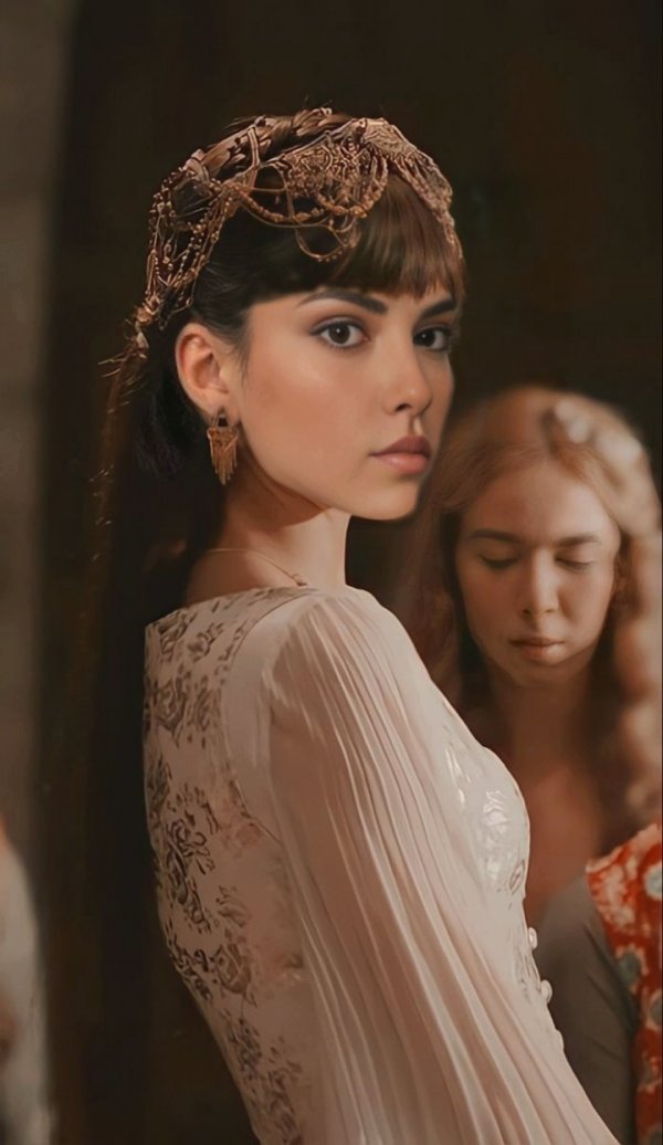 Emlyce / Rüya Kapanı / BÖLÜM 18