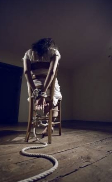 Gecenin_karanlığı / Aşkın doğuşu / 1. Bölüm