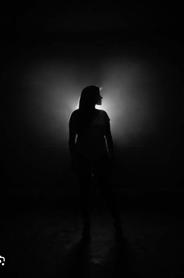 Eylül Deniz / KARANLIK / 1. Bölüm